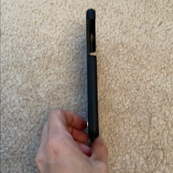 Tory Burch Saffiano Leather  iPhone 6 and 6s case - Picture 7 of 7